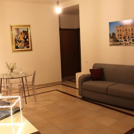 Sole Apartment Палермо Екстериор снимка