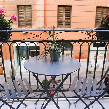 Sole Apartment Палермо Екстериор снимка