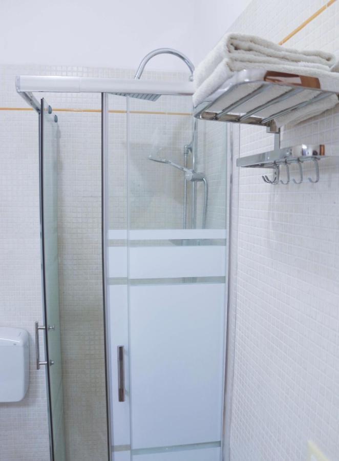 Sole Apartment Палермо Екстериор снимка